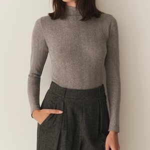 NWT Doen pointelle Nessa tee